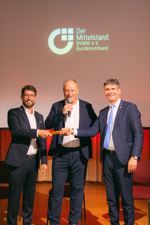 Gruppe auf der Bühne