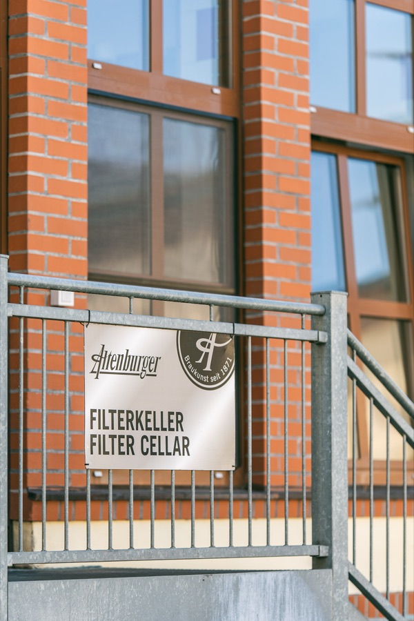 Schild Filterkeller