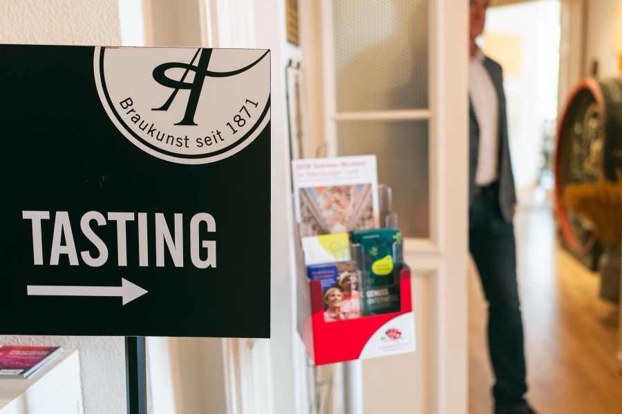 Hinweisschild zum Tasting